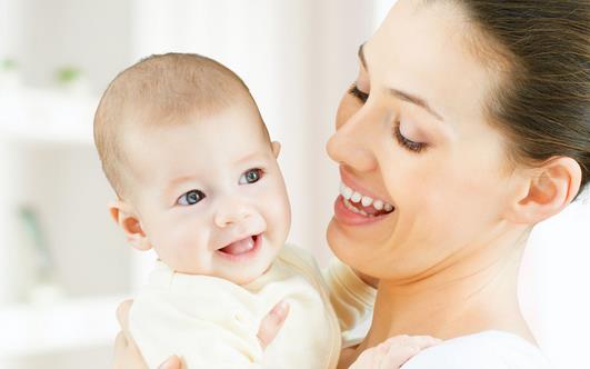 乳腺炎是因?yàn)槭裁?？如何保證奶量充足？