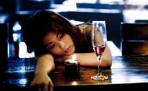 喝酒喝醉了惡心怎么辦？醉酒后吃什么食物最解酒