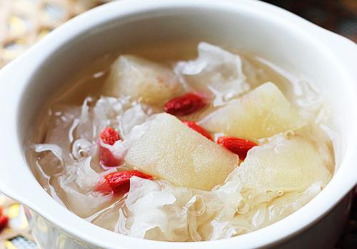秋季滋陰潤(rùn)燥吃什么好？滋陰潤(rùn)燥的食物有哪些