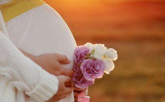 孕婦如何減少蜘蛛紋的出現(xiàn)？