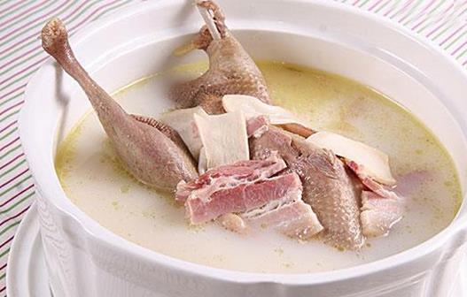 孕婦吃鴨肉好嗎？補(bǔ)鐵鴨肉怎么做？