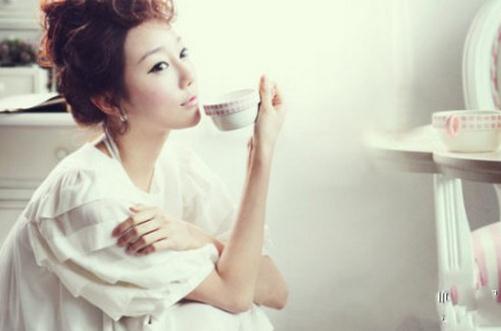 敏感肌膚怎么護(hù)理？溫和清潔臉部