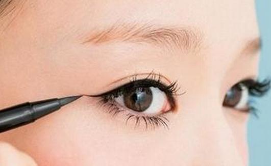 粗眼線和細(xì)眼線怎么畫才好看？