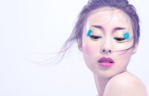 想要親密？畫出質(zhì)感妝容！