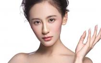 素顏出門？裸妝更出色！