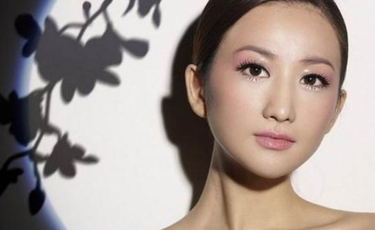 如何收縮毛孔？酸奶洗臉需要注意什么？
