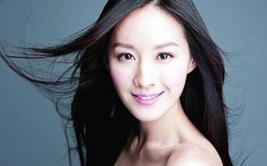 如何巧妙洗發(fā)才能告別頭發(fā)干燥？