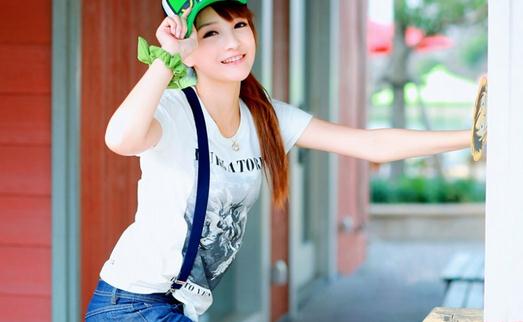 聚會(huì)約會(huì)尾牙發(fā)型的DIY方法