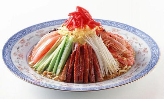 什么食物能夠護(hù)膚？黑巧克力可美膚？