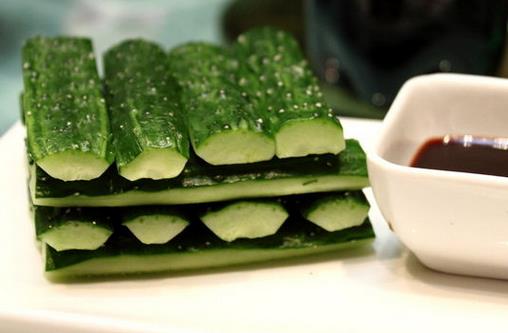 吃黃瓜有什么好處？黃瓜和什么搭營養(yǎng)翻倍