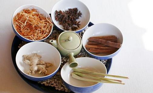 廚房佐料不一樣的用法：香油潤(rùn)腸燥驅(qū)蛔蟲