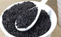 想要白發(fā)變黑發(fā)吃什么？黑豆幫你黑發(fā)