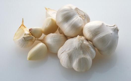 吃大蒜有什么好處？大蒜治療陽(yáng)痿