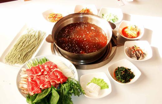 火鍋底料怎么做？火鍋吃什么菜好？