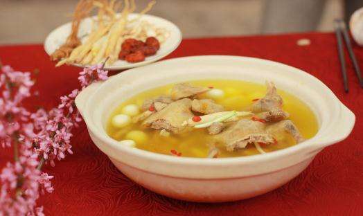 怎么堡出美味雞湯？喝雞湯有什么好處？