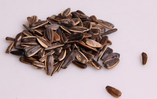 吃瓜子有什么好處？什么人不適合吃瓜子？