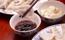 食醋有什么功效？食醋可減少結(jié)石的發(fā)生率