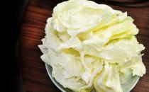 白菜怎么搭配更營(yíng)養(yǎng)？白菜加豬肉滋陰潤(rùn)燥
