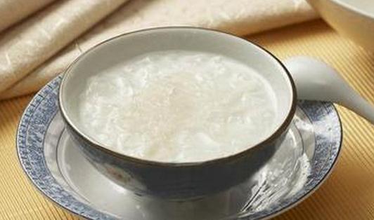 坐月子吃什么食物？中性體質(zhì)的媽媽吃什么？