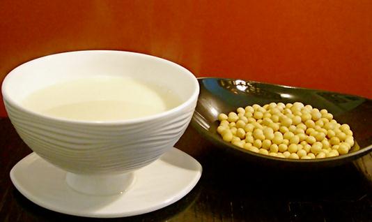 什么時(shí)候喝豆?jié){好？如何自制豆?jié){？