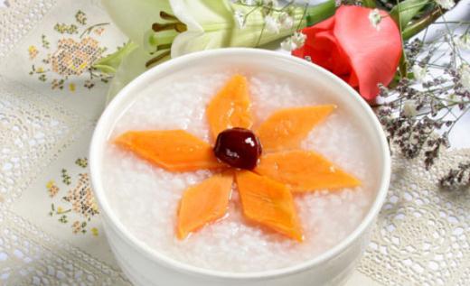 準(zhǔn)媽媽的飲食誤區(qū)：營(yíng)養(yǎng)多總比少?gòu)?qiáng)