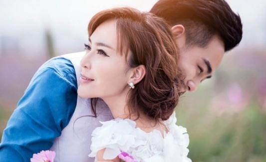 女人什么時(shí)候最美麗？玩填字游戲