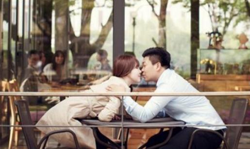 戀愛多久才上床？戀愛多久才KISS？