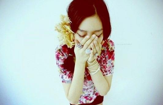 網(wǎng)戀和現(xiàn)實(shí)愛情有什么區(qū)別呢？