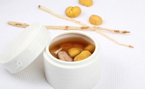 冬季女性補(bǔ)血快的藥膳推薦