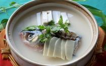 烹飪魚頭首要注意衛(wèi)生！
