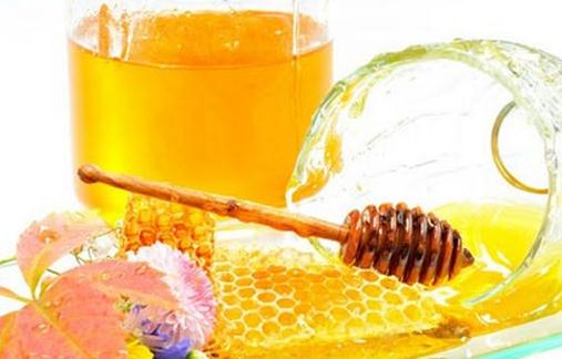吃蜂蜜會(huì)中毒？吃蜂蜜要注意什么？