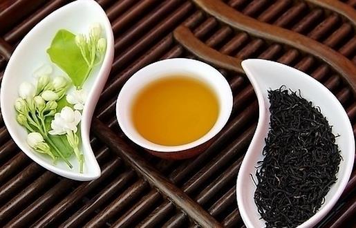 喝茶雖好 但這幾類(lèi)茶千萬(wàn)不能喝