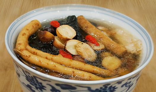 黑眼圈吃什么緩解？三款緩解黑眼圈的食療方法