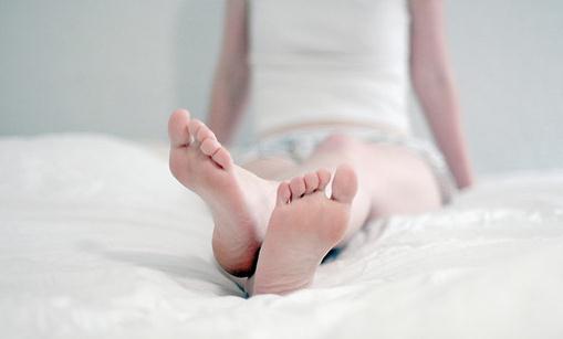 手腳出汗是怎么回事？如何治療手腳出汗？