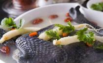 女性滋補(bǔ)又美味！三款烏雞湯學(xué)起來