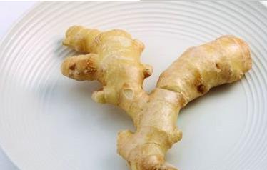 男人吃姜治腎虛陽(yáng)痿 不要去皮早上吃最好