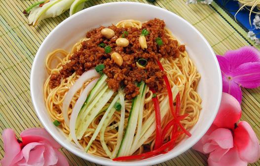 愛(ài)吃面食的女性瘦身有訣竅！