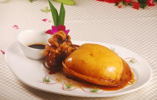 墨魚(yú)的食療藥膳 具有女性補(bǔ)血調(diào)經(jīng)的功效