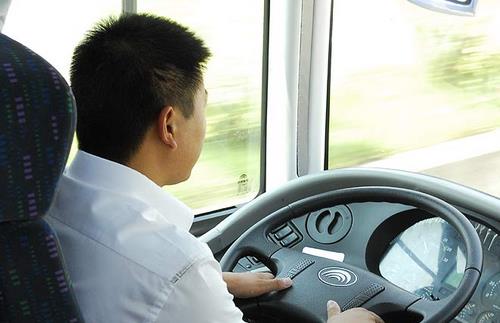 老司機(jī)總結(jié)的16條使用開車經(jīng)驗(yàn)
