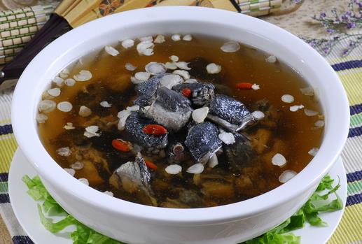 吃什么預(yù)防感冒？推薦增強(qiáng)免疫力的十種湯