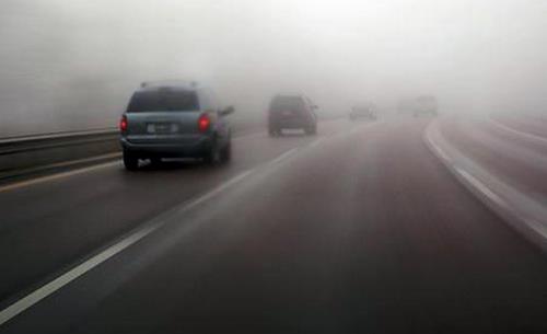 霧天開車我們要注意啥問題？