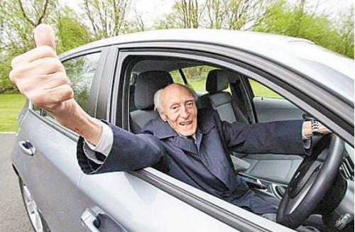 老年人開車要注意什么？