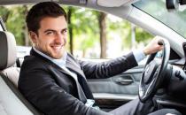 男人開車總喜歡這樣 當心壞習(xí)慣要了你的命