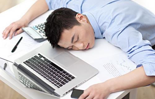 上班族十個傷胃習(xí)慣要戒掉