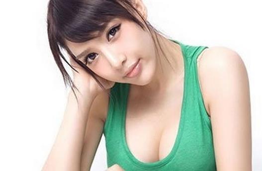 冬季豐胸 內(nèi)補加外養(yǎng)讓胸部更豐滿