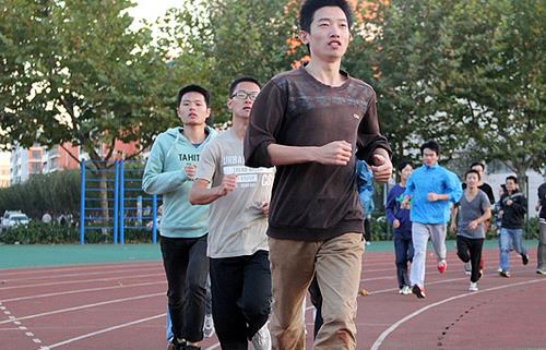 幫助學(xué)生發(fā)育的健身運動