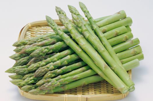 哪些食物不能放進(jìn)微波爐？