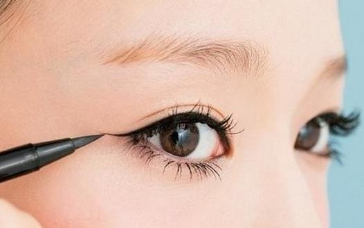 看過來!粗細眼線畫法詳解