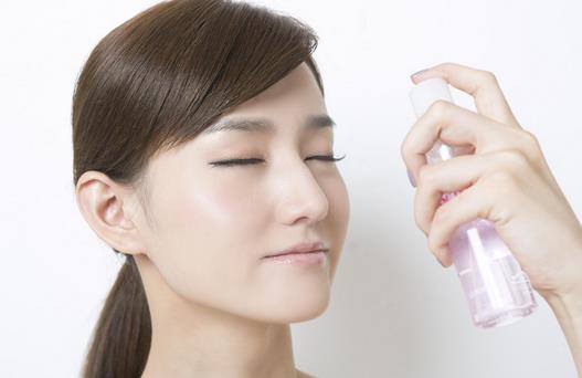 有些保濕護膚產(chǎn)品謊言不能信