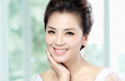 女生眼部有細(xì)紋怎么辦